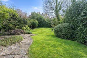 Photo 9- click for photo gallery